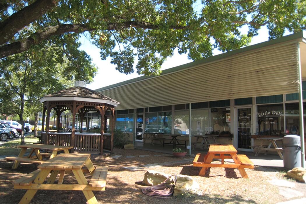 Images Little Deli & Pizzeria