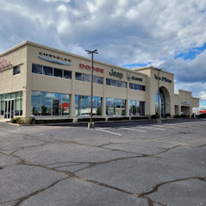 Tom O'Brien Chrysler Jeep Dodge Ram - Greenwood Logo