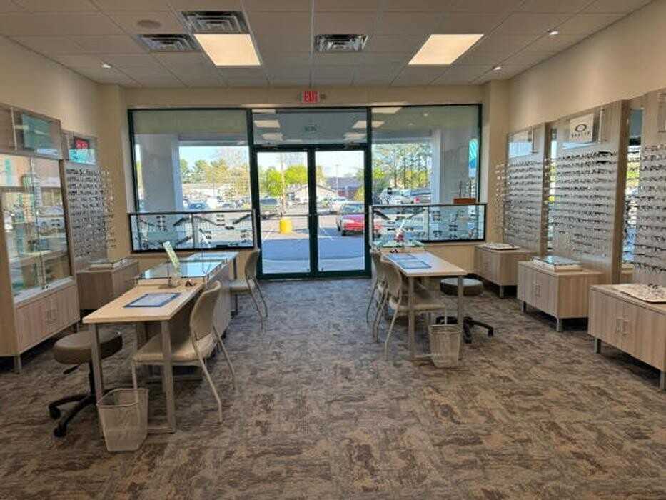 Images Holloway Eye Care & Optique
