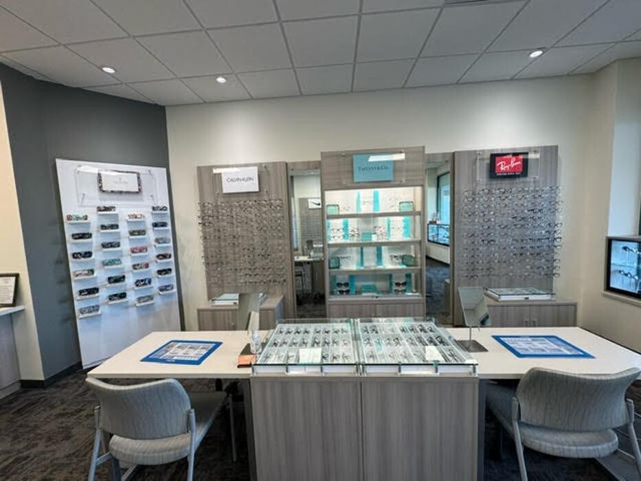 Images Holloway Eye Care & Optique