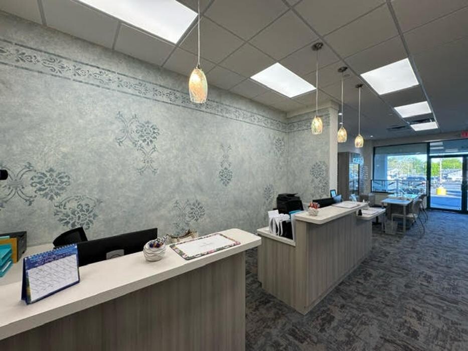Images Holloway Eye Care & Optique