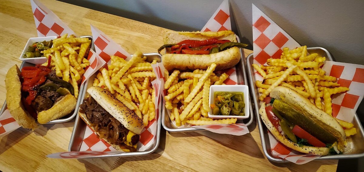 Images Smokin' Oak Bar & Grill