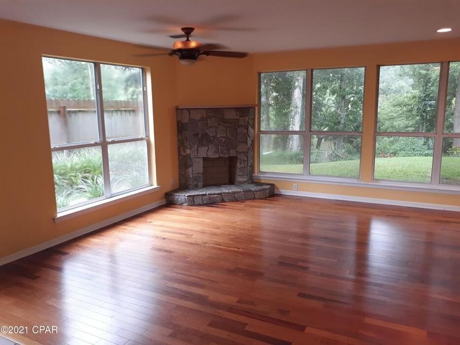 Images Florida Showcase Realty, LLC