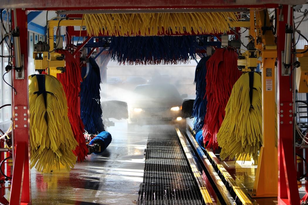 Images Breeze Thru Car Wash - West Loveland