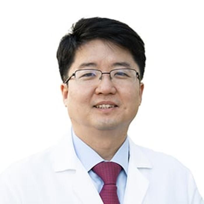 Images Ernest S. Han, M.D., Ph.D. | Gynecologic Oncologist