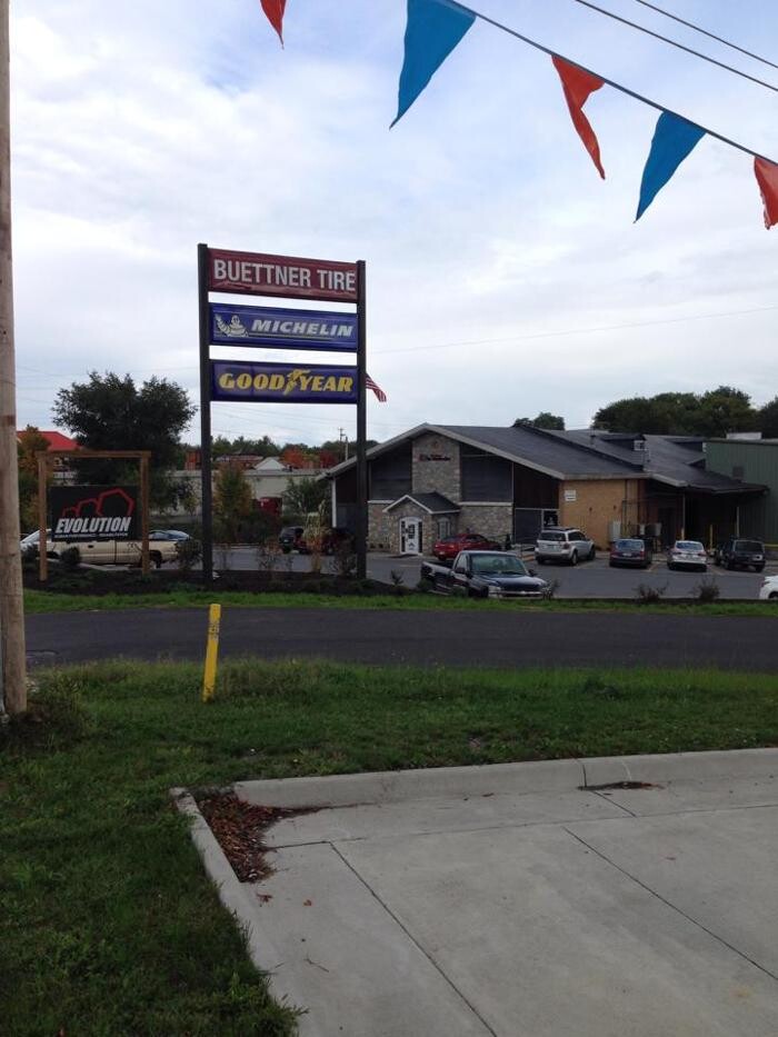 Images Buettner Tire Pros