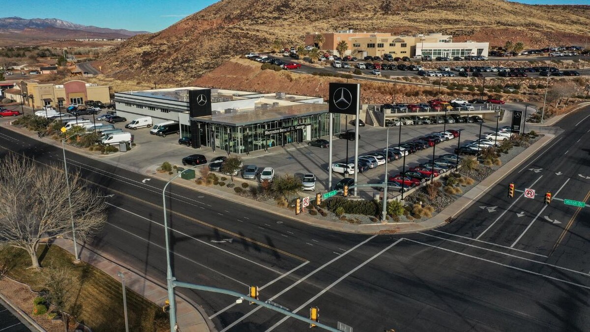 Images Mercedes Benz of St.George Service