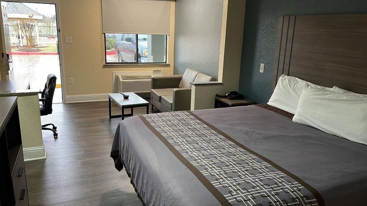 Images Platinum Inn Pasadena / Deer Park Area