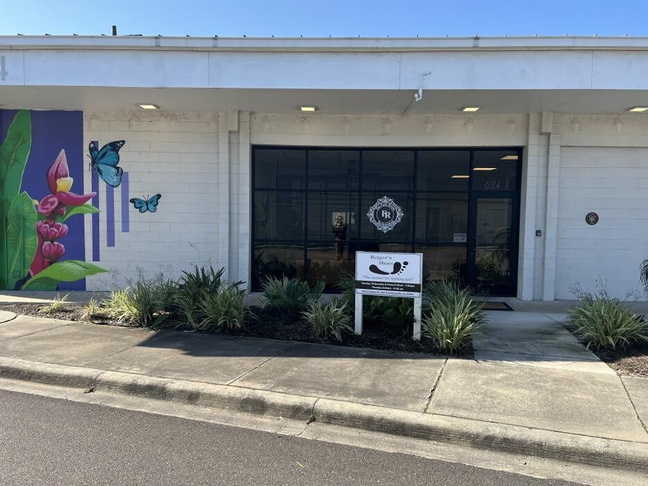 Images Boger's Shoes