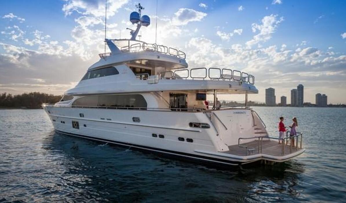 Images HMY Yacht Sales - Miami Beach