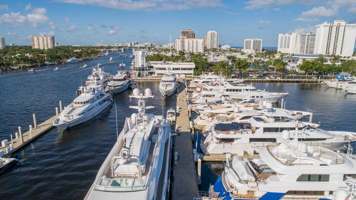 Images HMY Yacht Sales - Bahia Mar