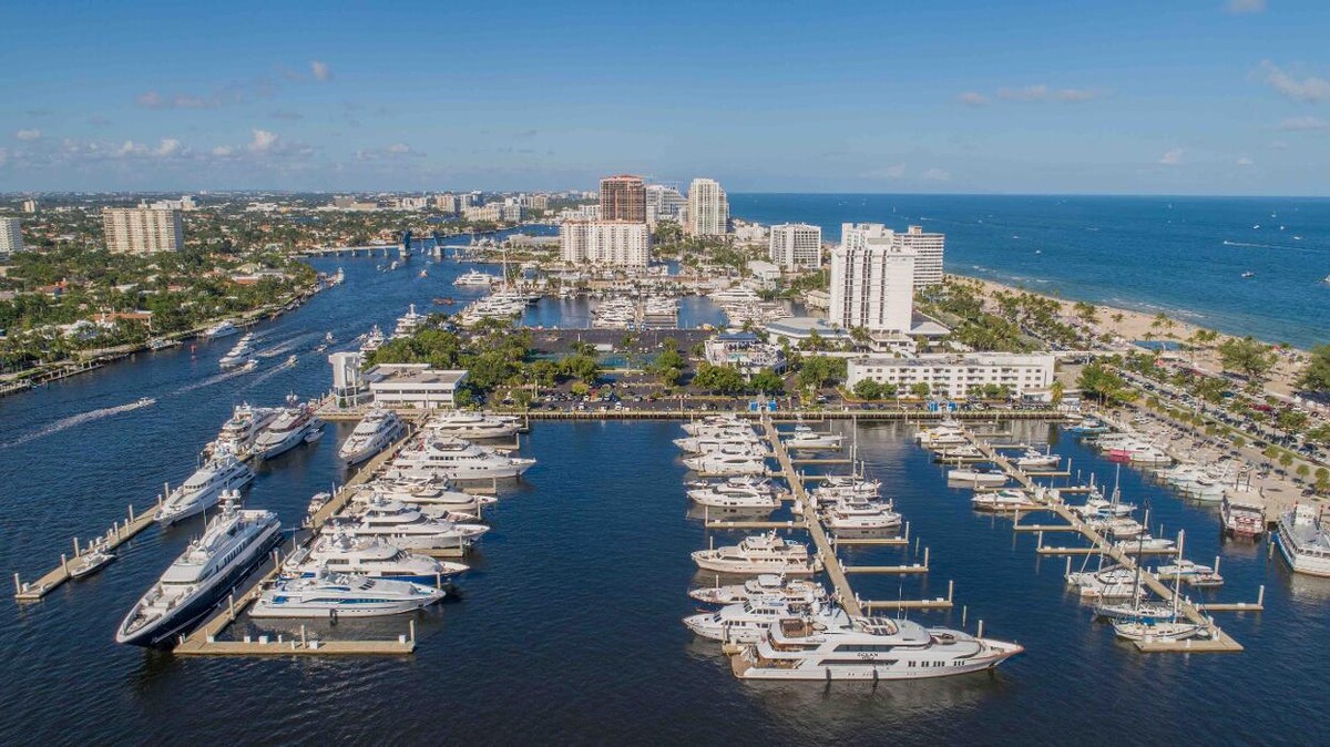 Images HMY Yacht Sales - Bahia Mar
