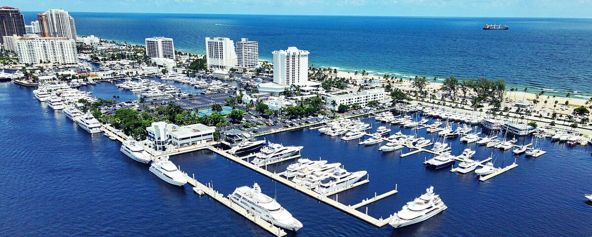 Images HMY Yacht Sales - Bahia Mar
