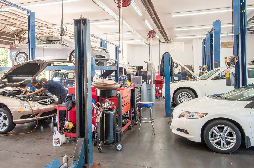 Images Boyd's Tire & Service