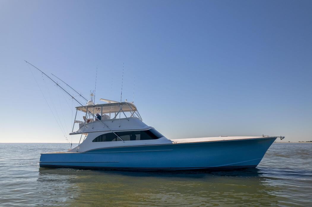 Images HMY Yacht Sales - Charleston