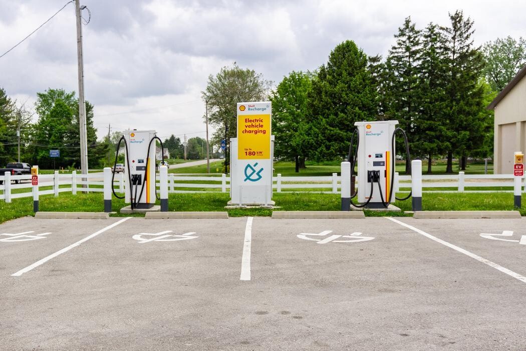 Images Shell Recharge Charging Station