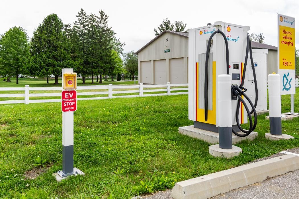 Images Shell Recharge Charging Station