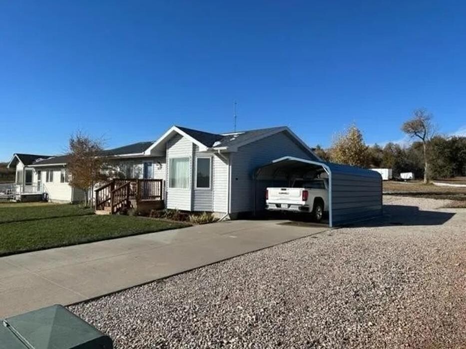 Images Wolffpak Realty LLC