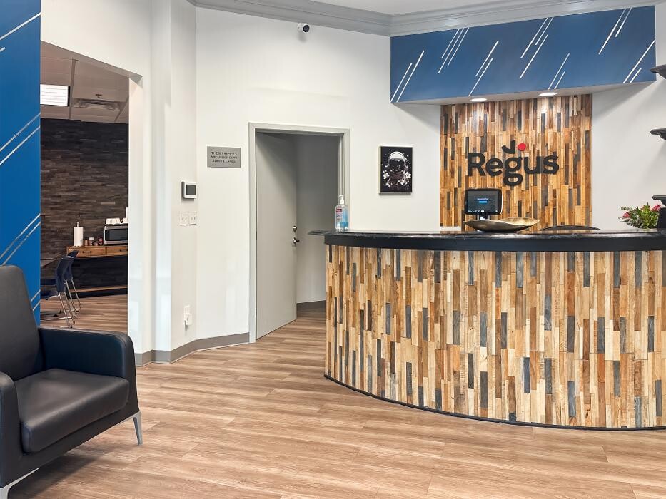 Images Regus Town Center Blvd