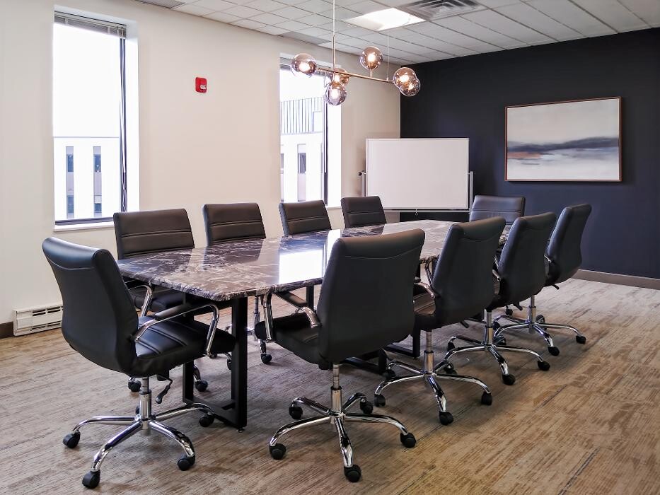 Images Regus Route 10
