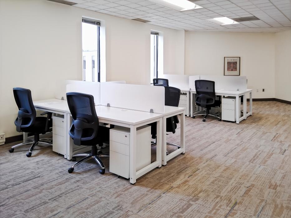 Images Regus Route 10