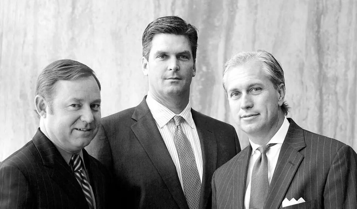 Images Romines, Weis & Young Attorneys at Law