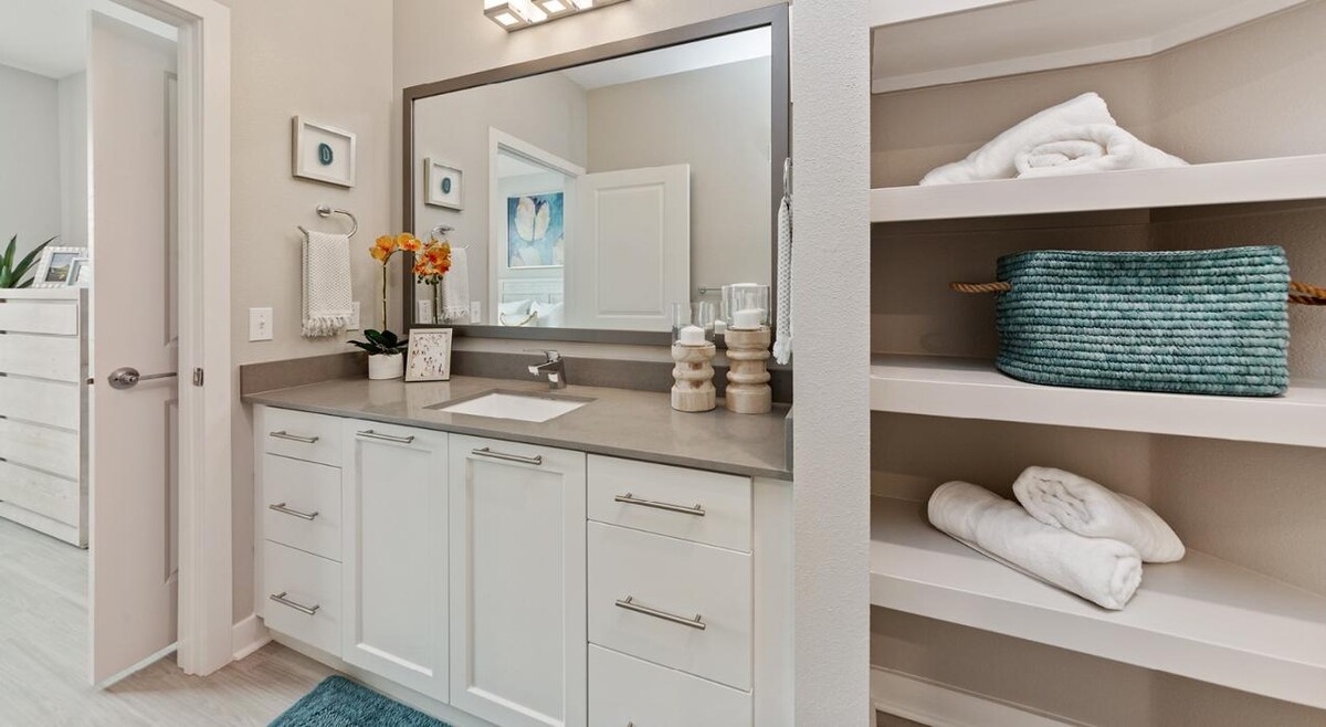 Images The Ensley