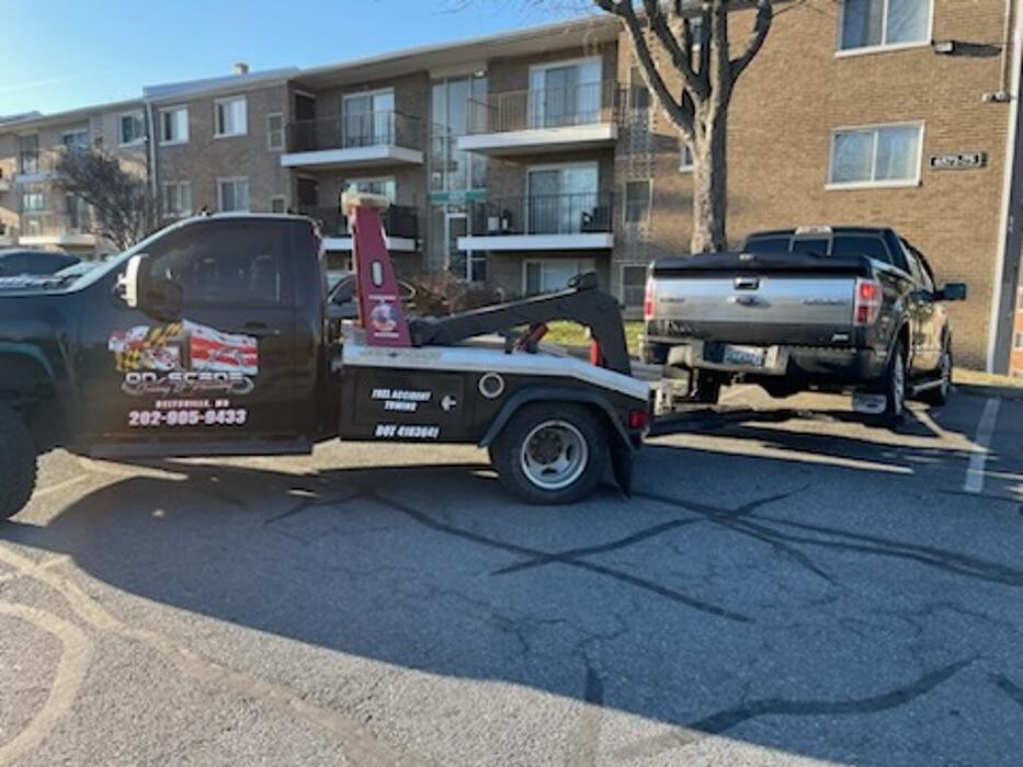 Images 1st On Scene Towing and Recovery