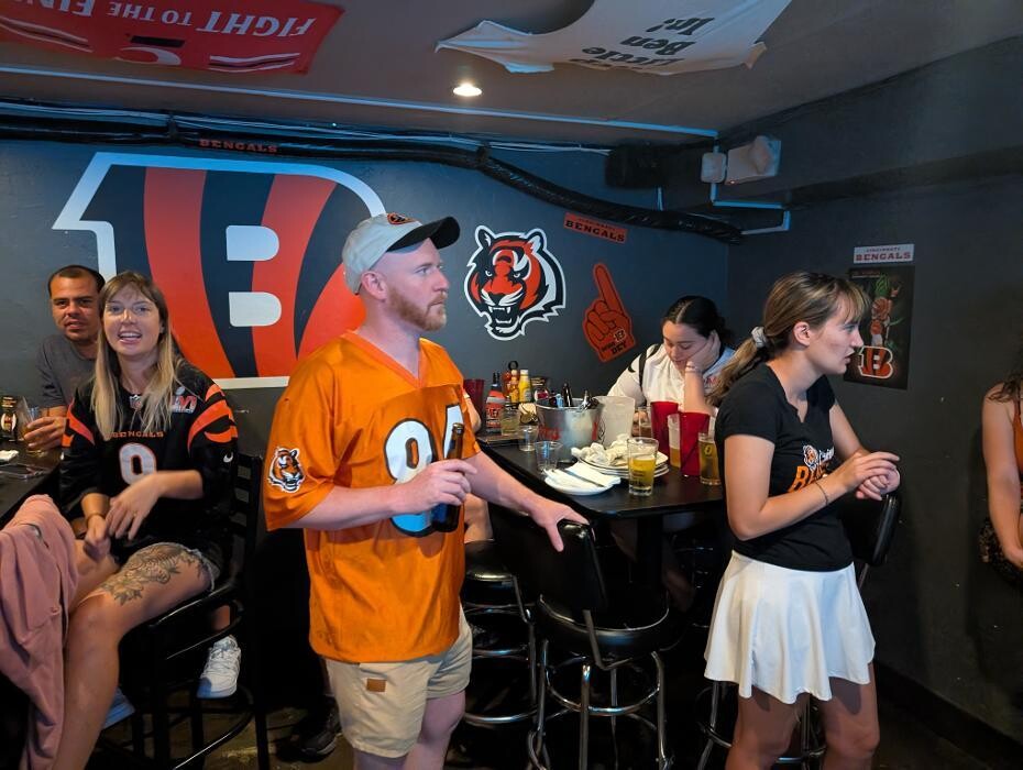 Images Origins Sports Bar & Grill