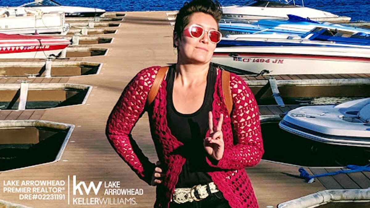 Images Destiney Roxburgh, Lake Arrowhead REALTOR