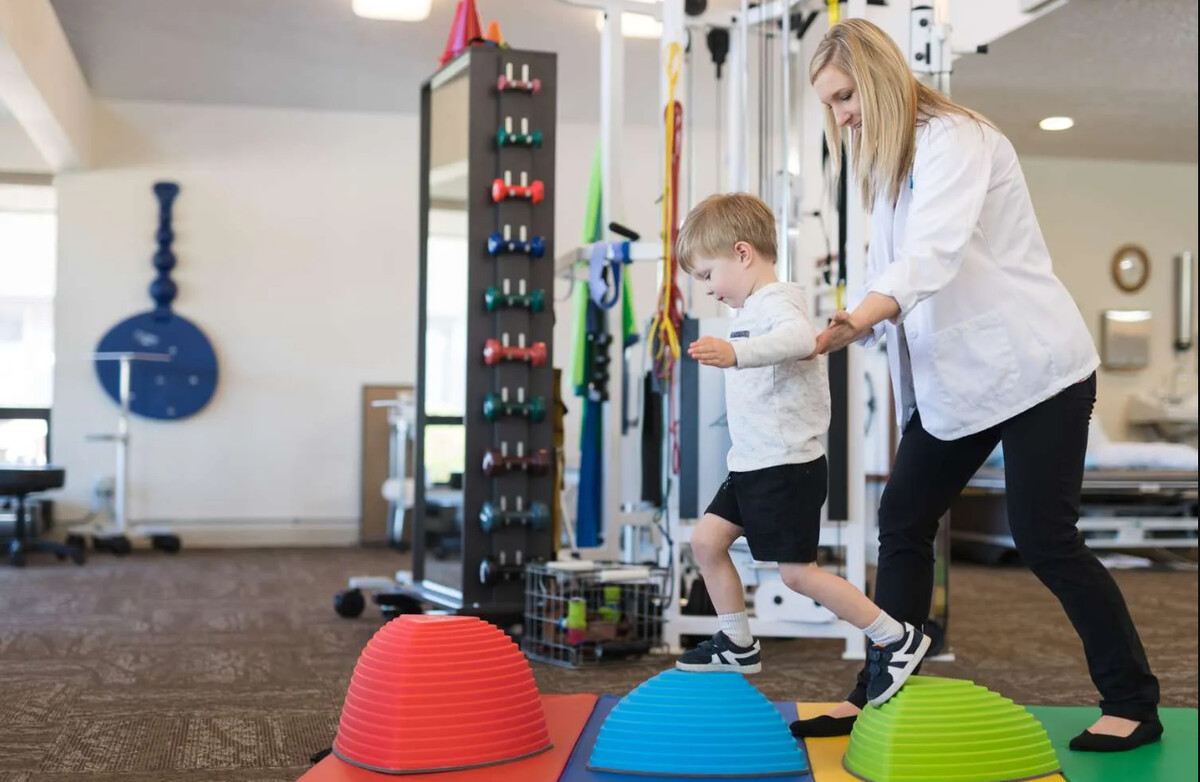 Images PT 360° Sports Medicine & Spine Therapy