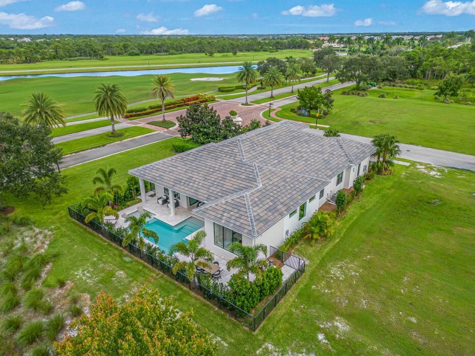 Images GHO Homes at Tesoro Club