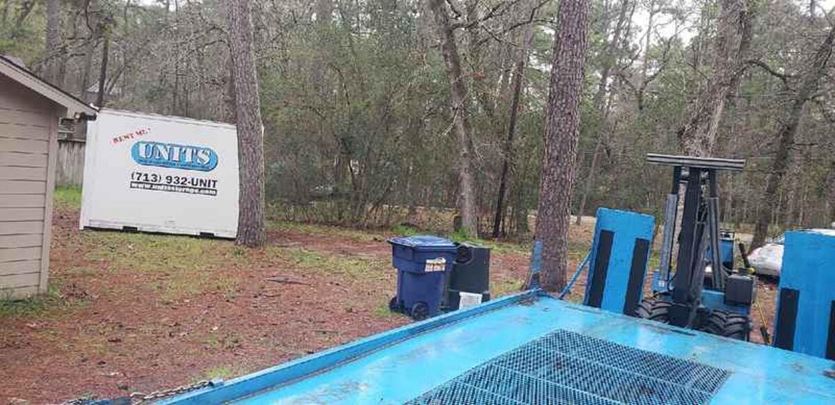Images UNITS Mobile Storage of Houston