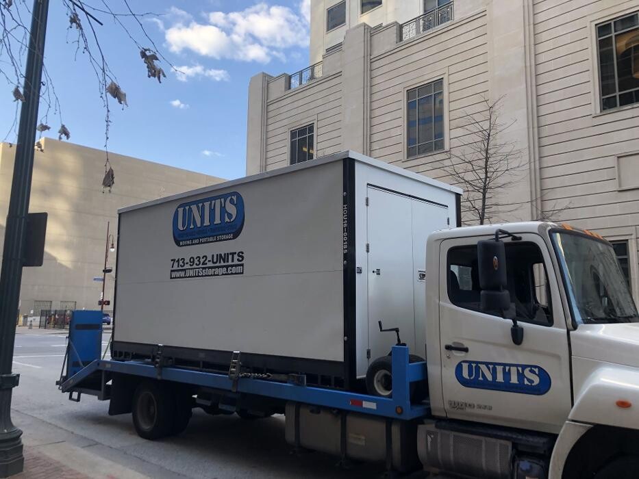 Images UNITS Mobile Storage of Houston
