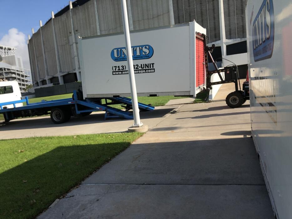 Images UNITS Mobile Storage of Houston