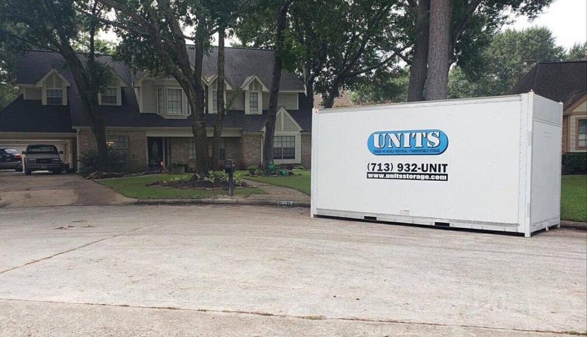 Images UNITS Mobile Storage of Houston