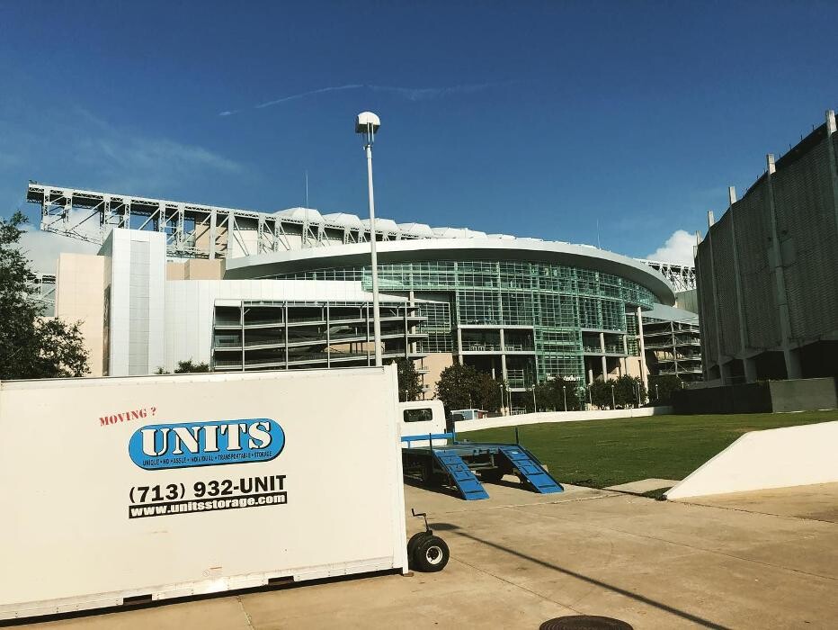 Images UNITS Mobile Storage of Houston