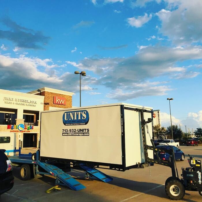 Images UNITS Mobile Storage of Houston