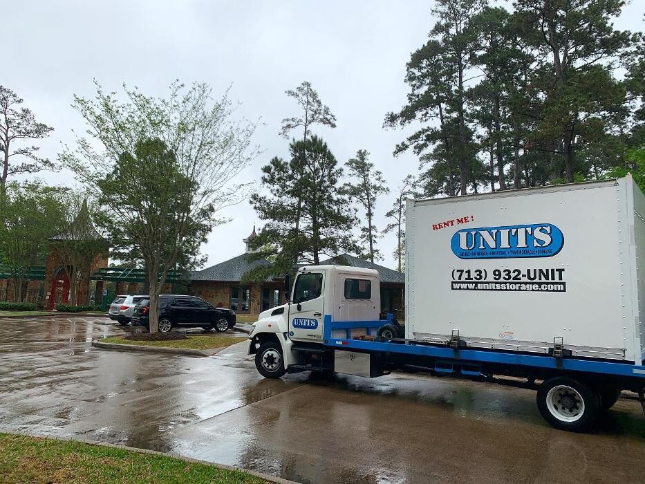 Images UNITS Mobile Storage of Houston