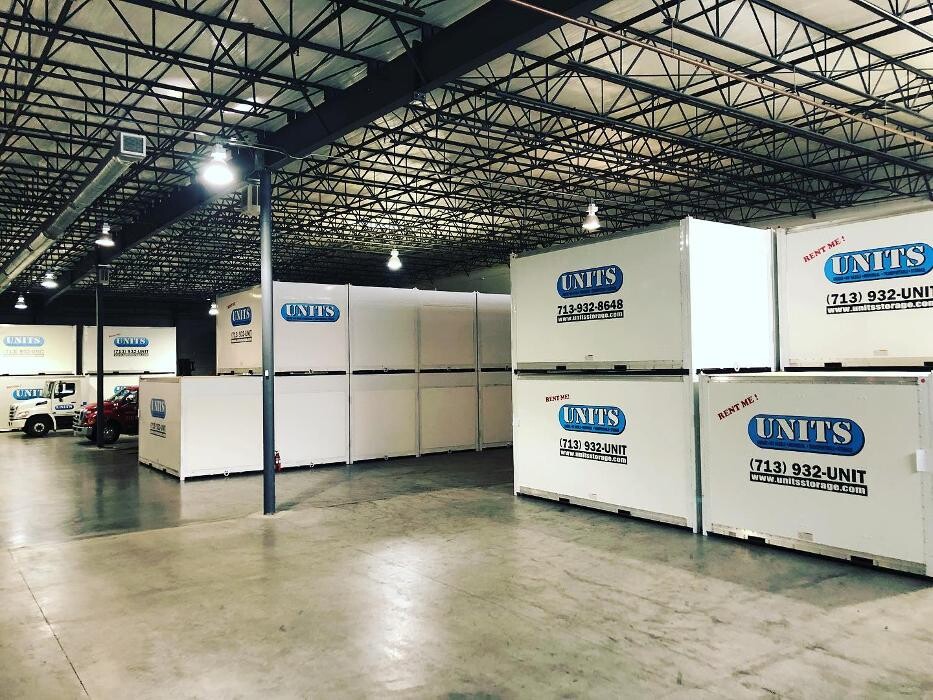 Images UNITS Mobile Storage of Houston