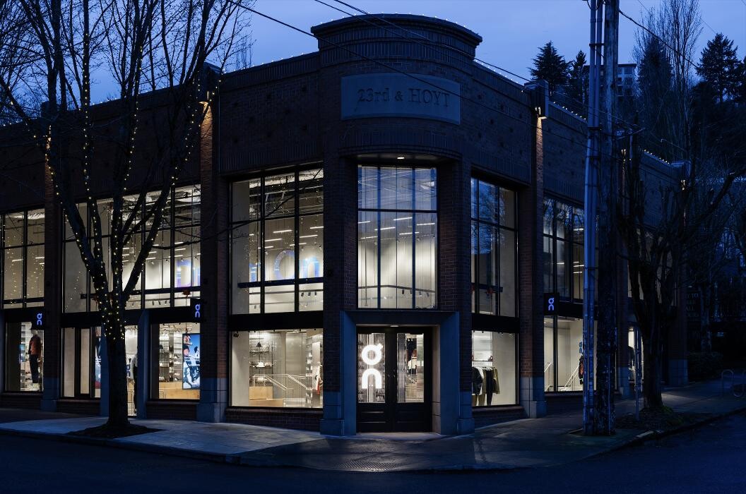 Images On Store Portland 23rd