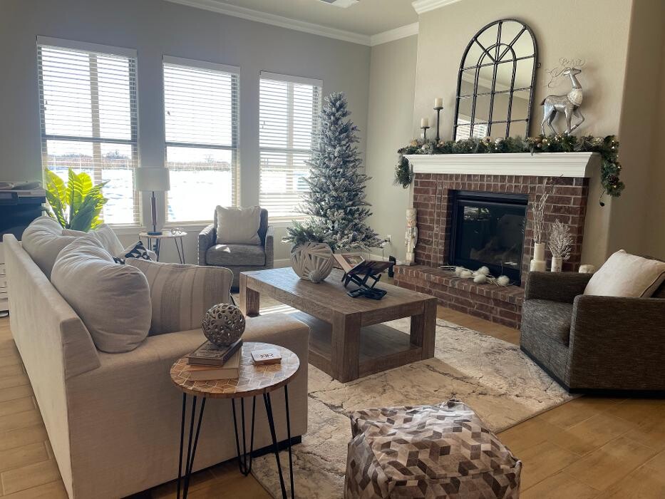 Images Arise Homes - Model Home