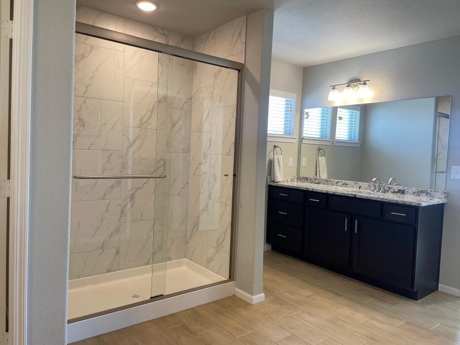 Images Arise Homes - Model Home