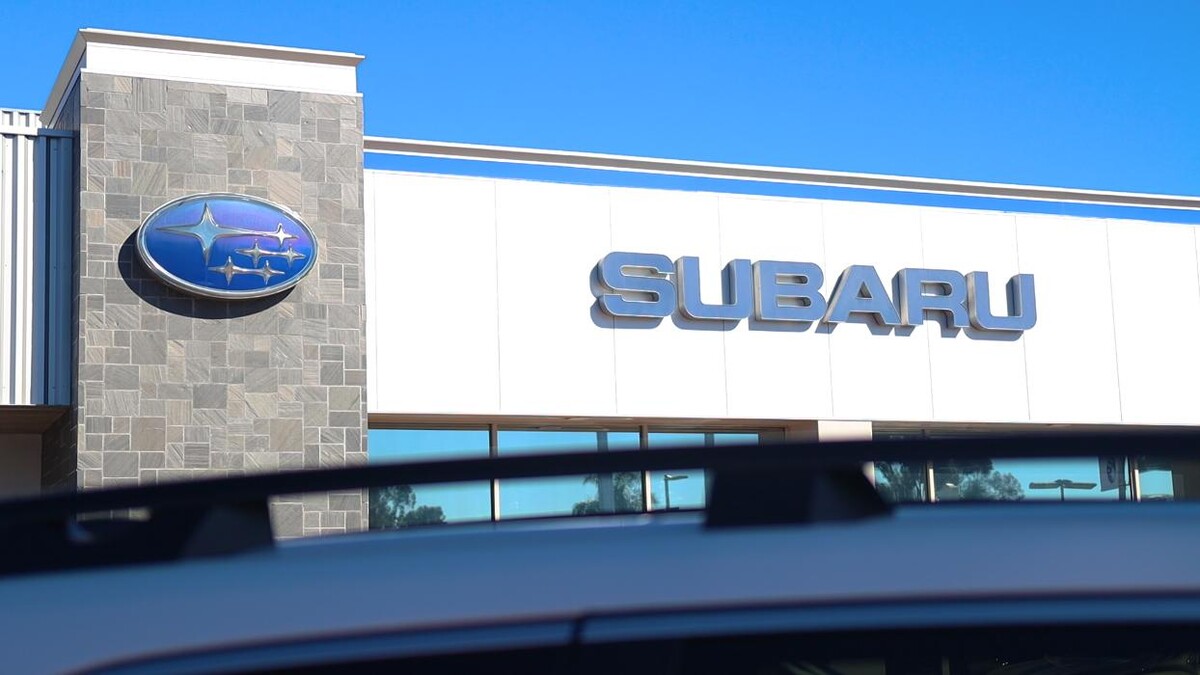 Images Summit Subaru El Cajon