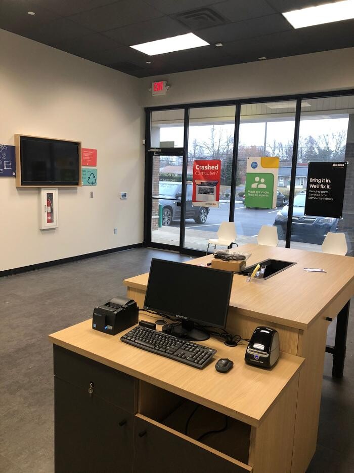 Images uBreakiFix - Phone and Computer Repair