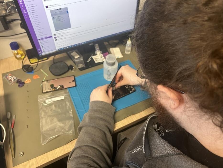 Images uBreakiFix - Phone and Computer Repair
