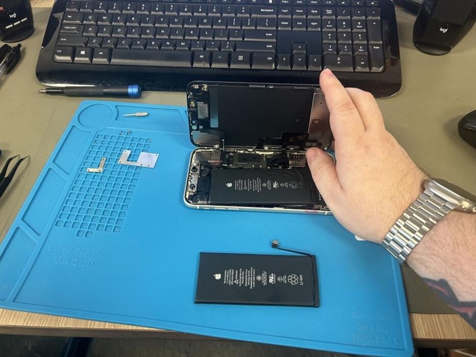 Images uBreakiFix - Phone and Computer Repair