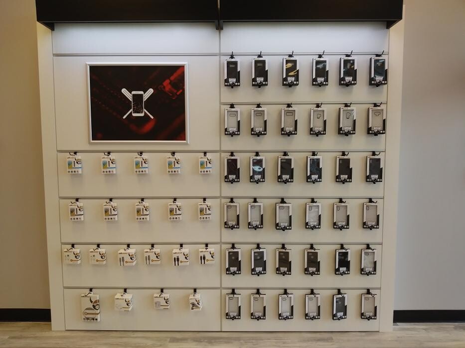 Images uBreakiFix - Phone and Computer Repair
