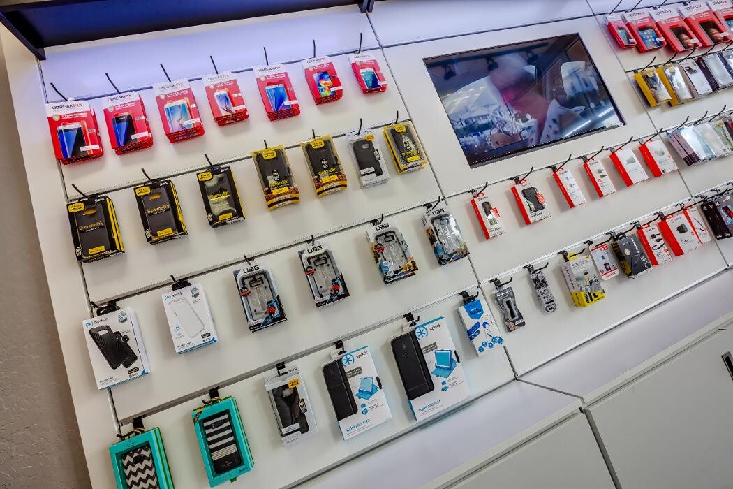 Images uBreakiFix - Phone and Computer Repair