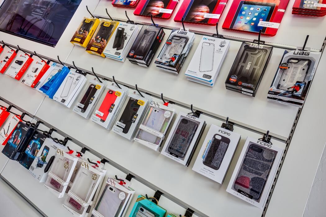 Images uBreakiFix - Phone and Computer Repair